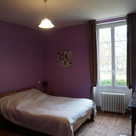 Chez Savary Varzay Bagian luar foto